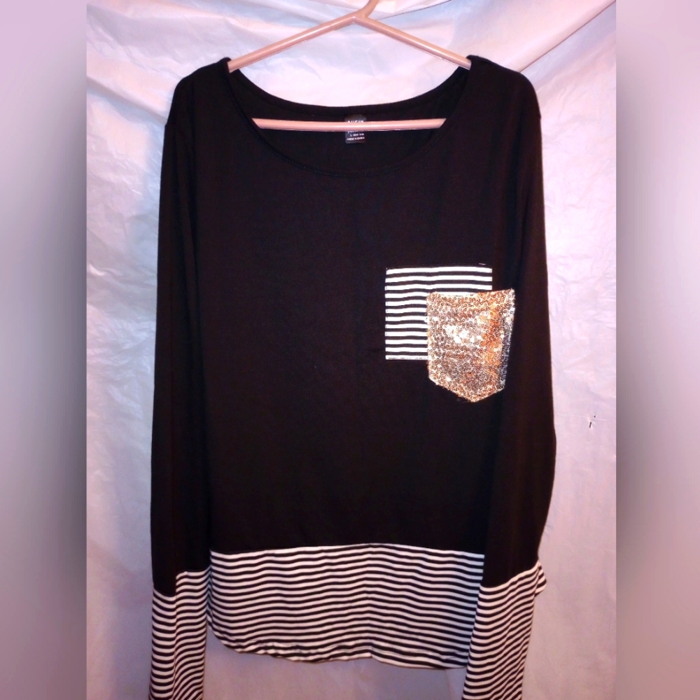 Shein Shirt - Picture 2 of 4
